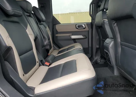 2023 Ford Bronco Base из США, поврежденный, VIN 1FMEE5DP0PLB72562